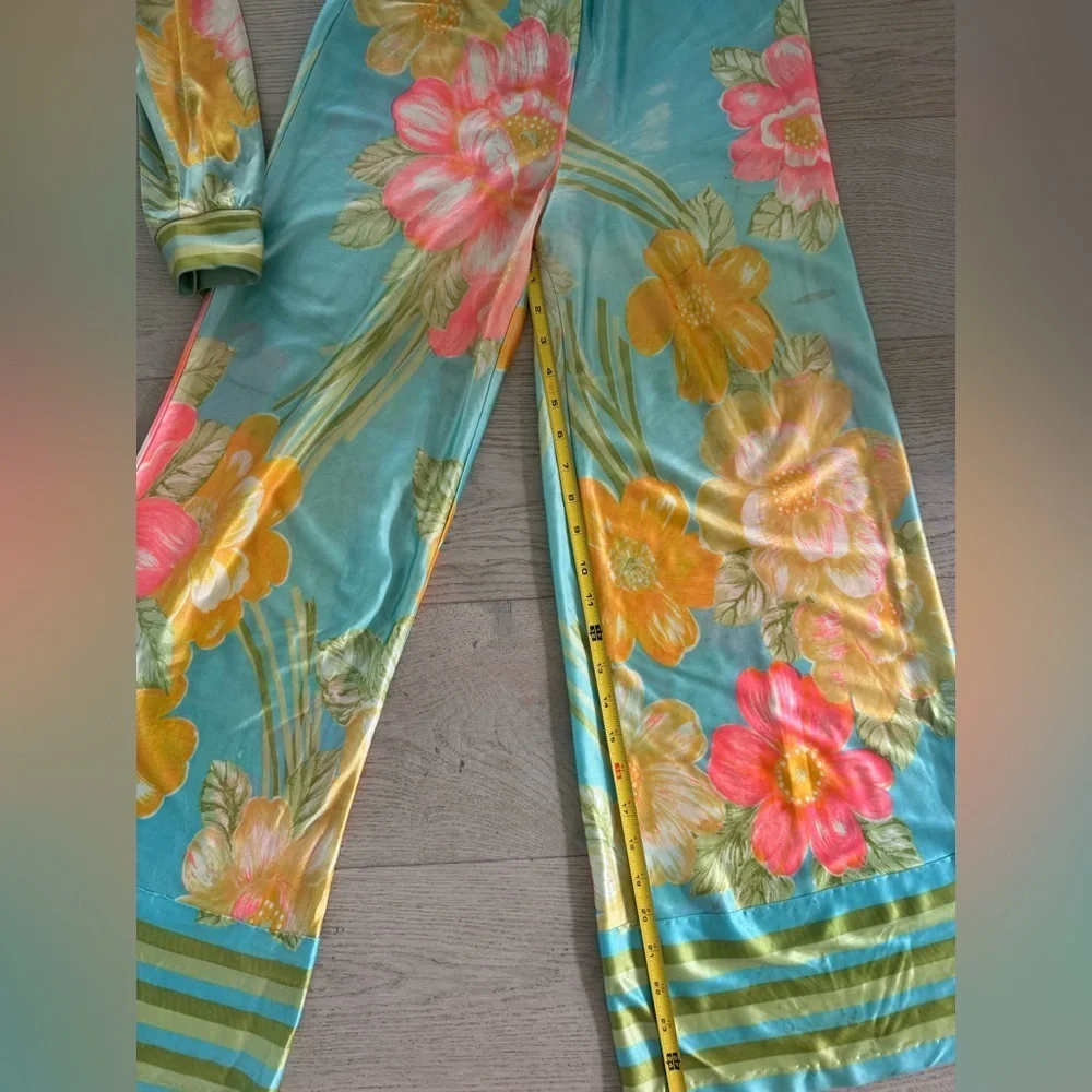 VINTAGE floral button down/pantsuit 60-70’s size small (see measurements) - Picture 4 of 15